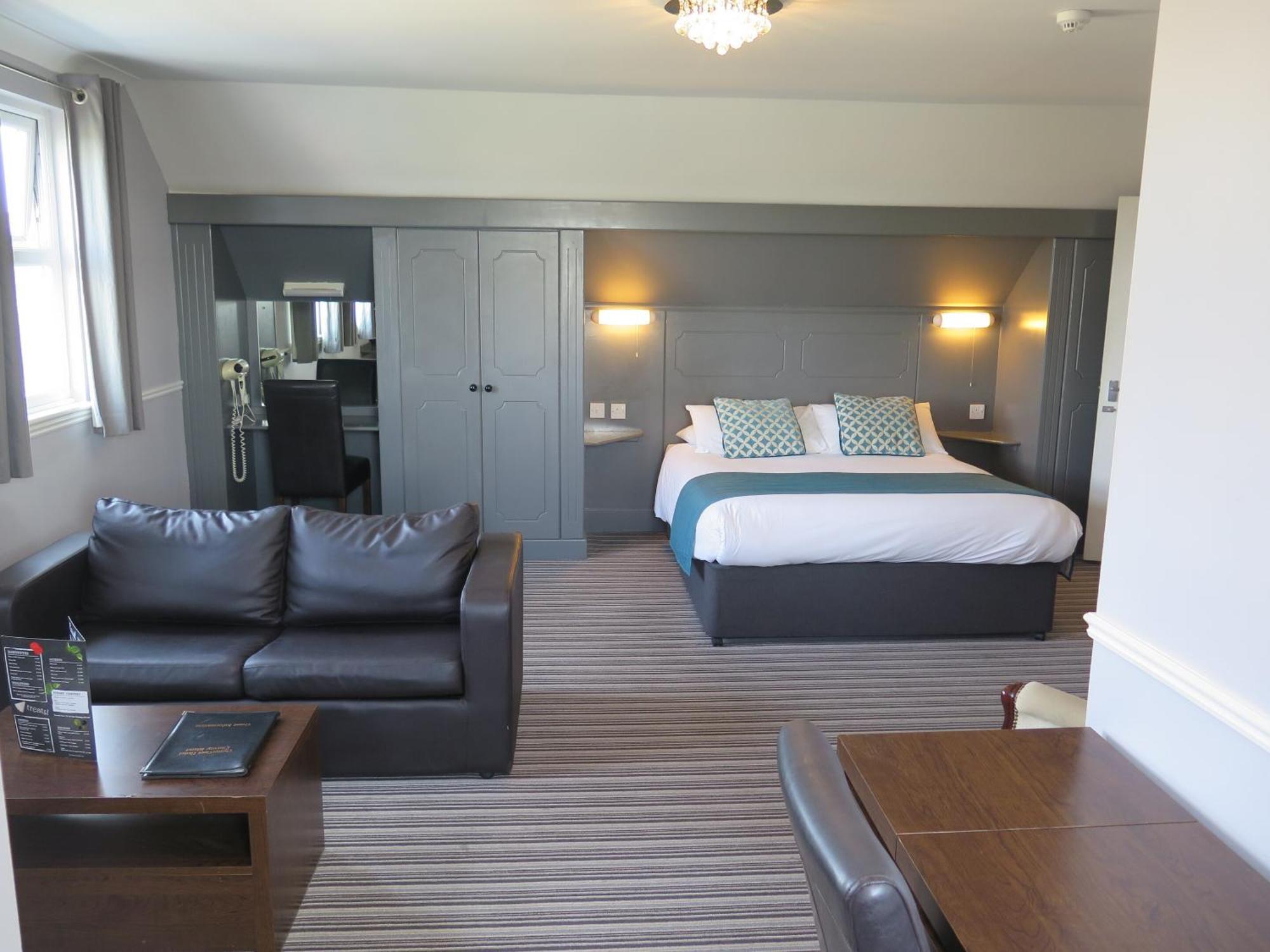 Oyster Fleet Hotel Canvey Island Екстер'єр фото