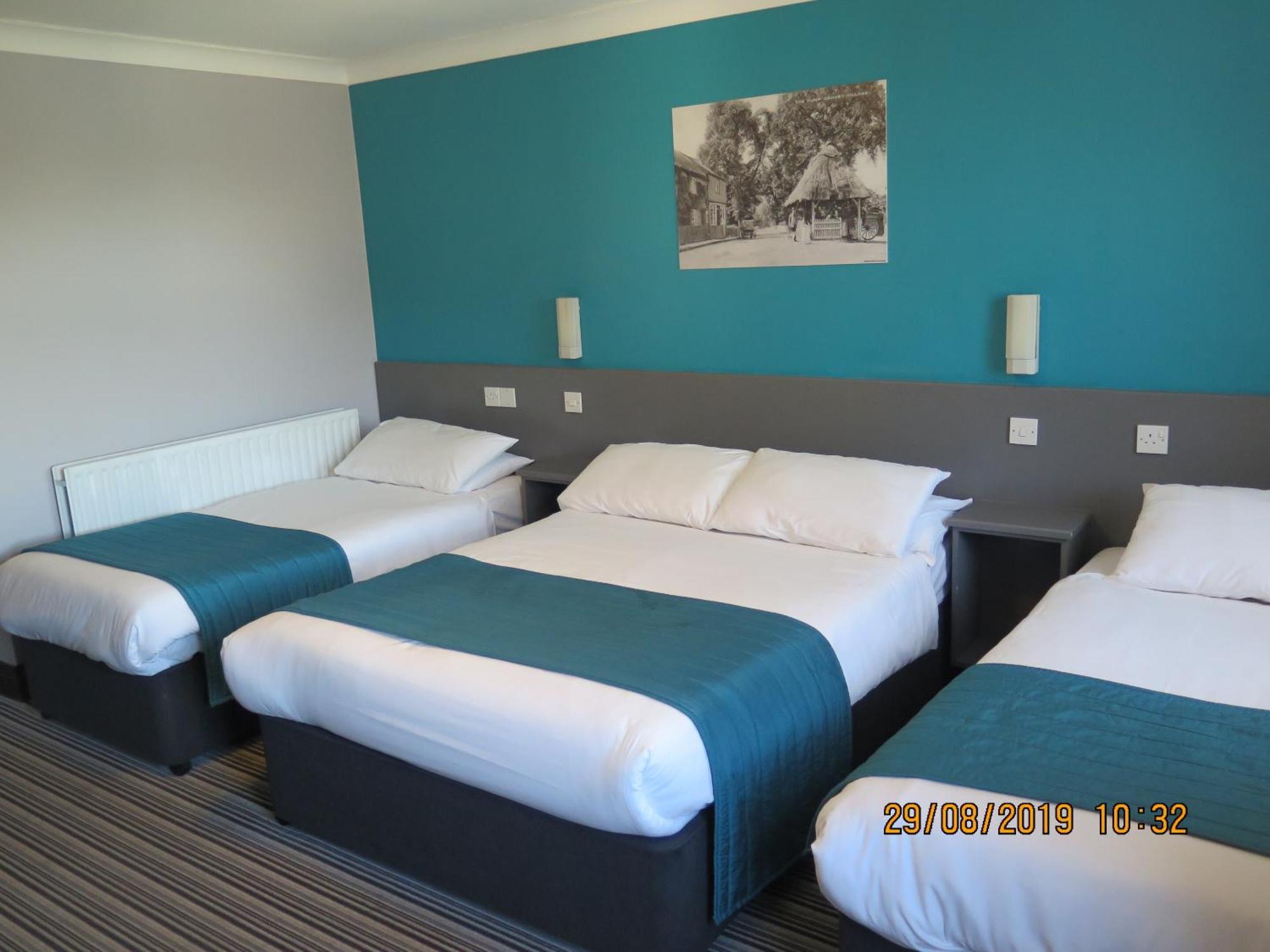 Oyster Fleet Hotel Canvey Island Екстер'єр фото